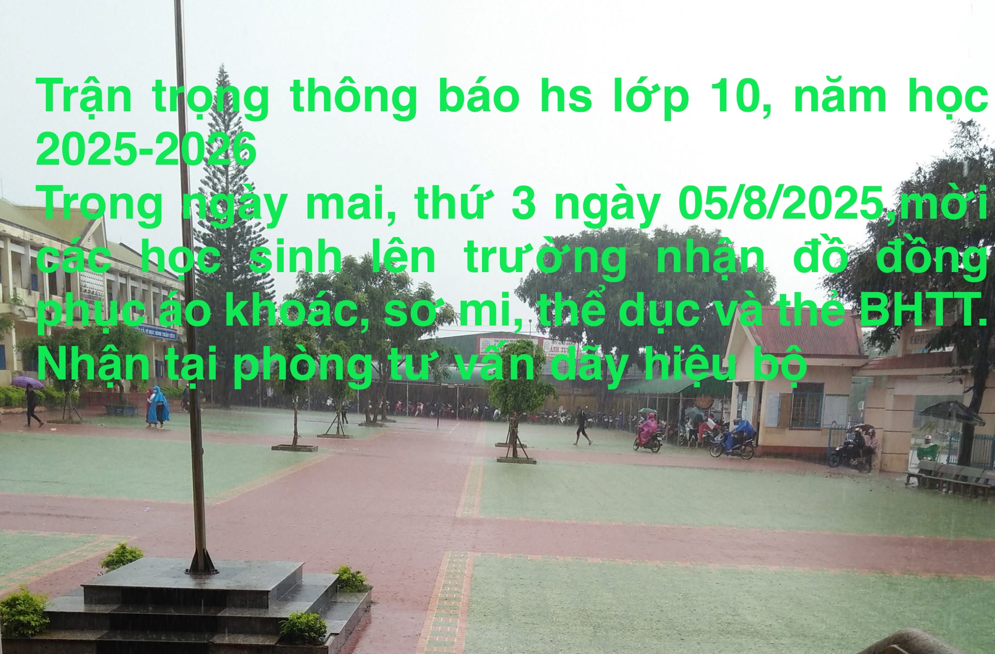 THÔNG BÁO NHẬN ĐỒNG PHỤC, HỌC SINH LỚP 10 năm học 2025-2026
